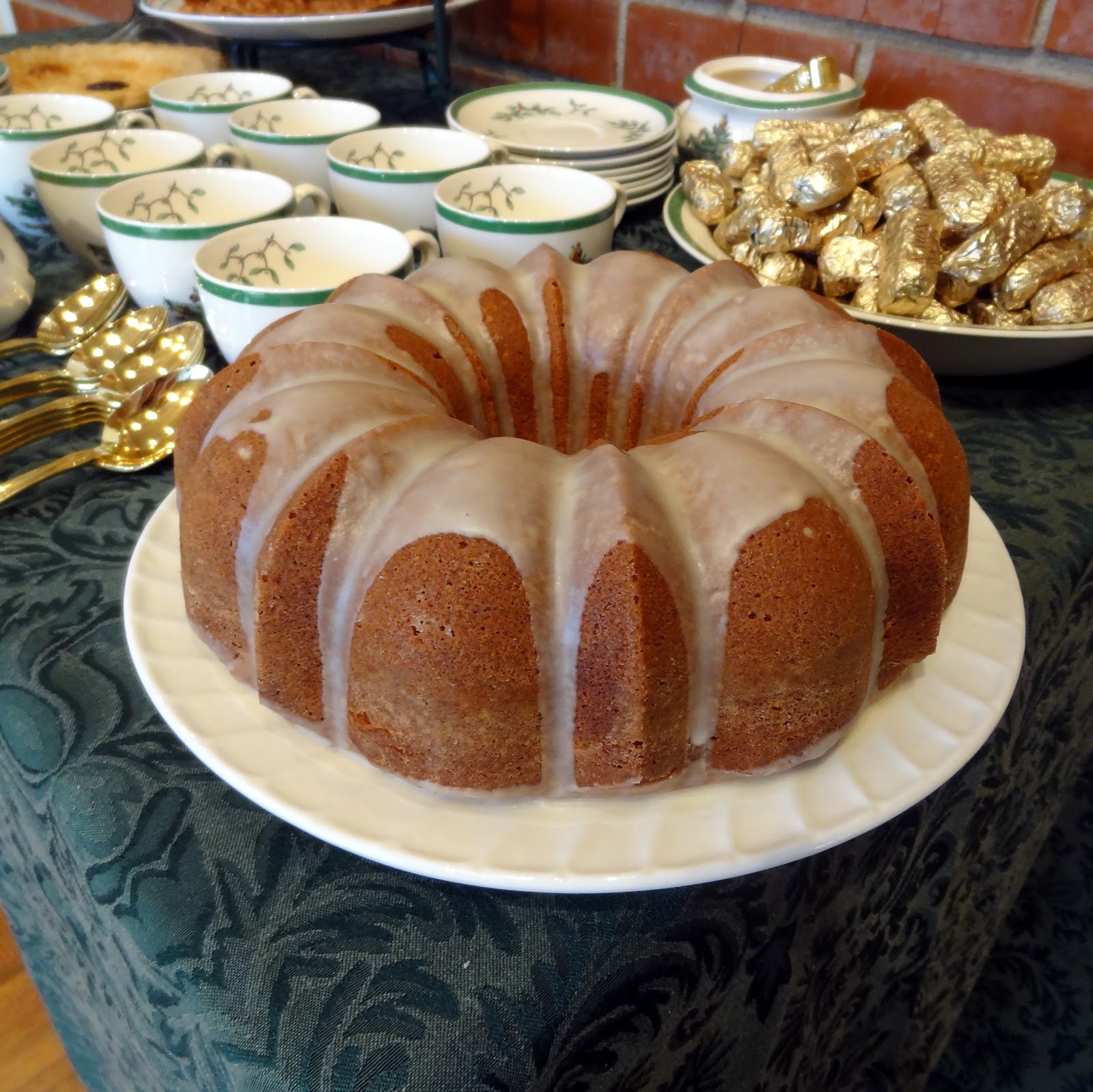 Miss Mochi's Adventures Eggnog Bundt Cake
