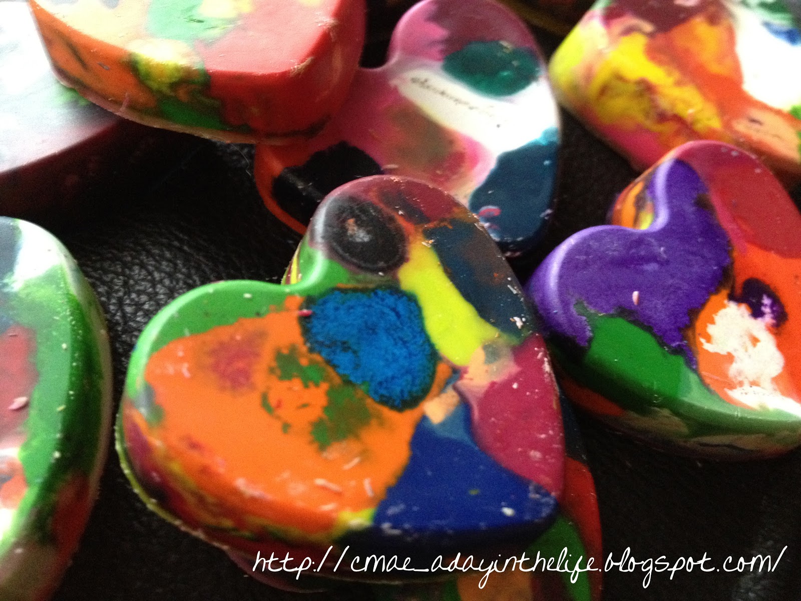 A little lovely: DIY-Valentine Gift Crayons