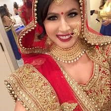 Rashmi Singh (of Saath Nibhanaa Saathiya fame) – Heavy Kundan Necklace