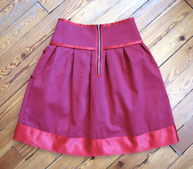 Of Dreams and Seams: Circle Pocket Skirt Tutorial/Pattern/How-To