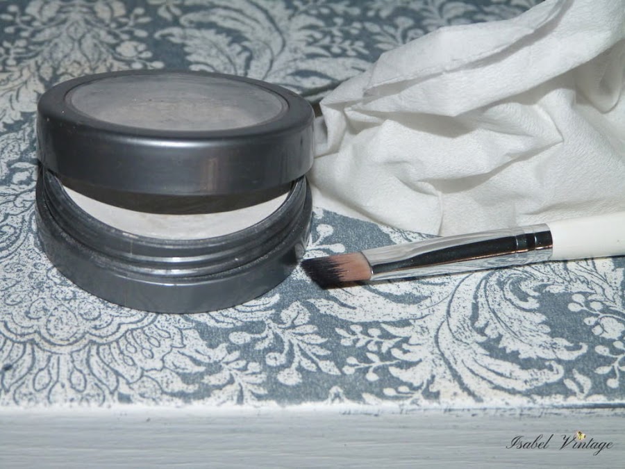 caja-pañuelos-decorada-decoupage