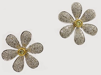 ladies diamond earrings silver a flower shape