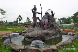 taman legenda keong emas tmii jakarta