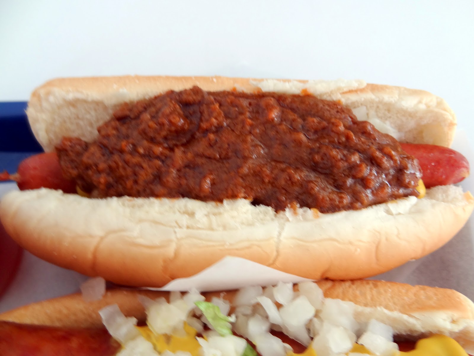 Miss Mochi's Adventures Pink's Hot Dogs