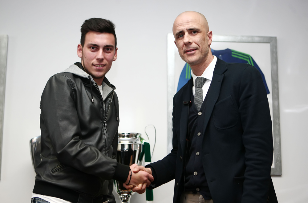 Ανανέωσε και ο Δώνης!