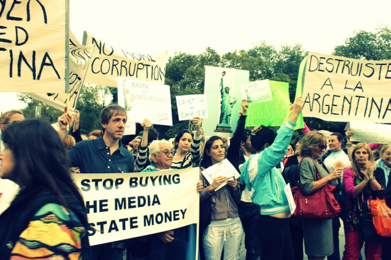 El Opinador Compulsivo Argentinos en el exterior 8 de