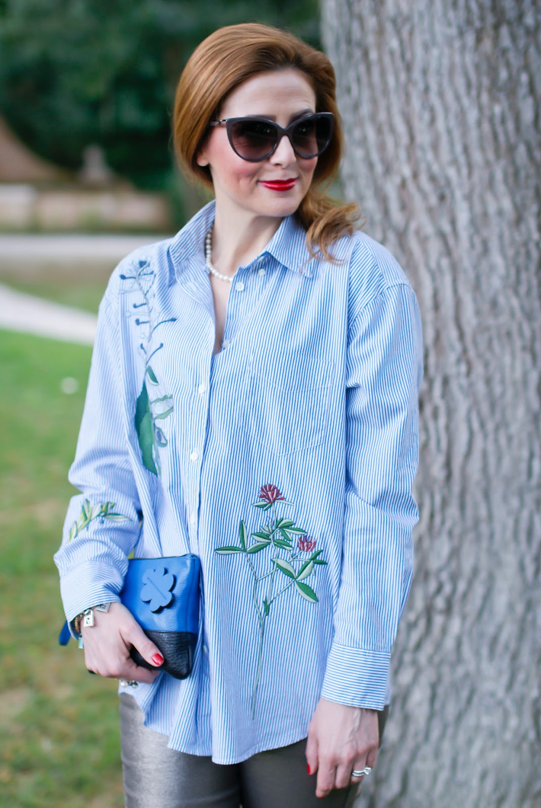 New life to classic button down shirt, featuring Gant Spring Summer 2017 collection on Fashion and Cookies fashion blog, fashion blogger style