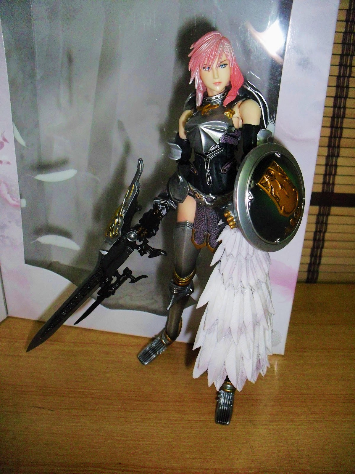 Angels and Summer Play Arts Kai Lightning Final Fantasy XIII2 Review