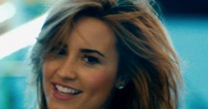 lirik lagu let it go Demi Lovato (ost. Disney�s Frozen) | Contoh Surat