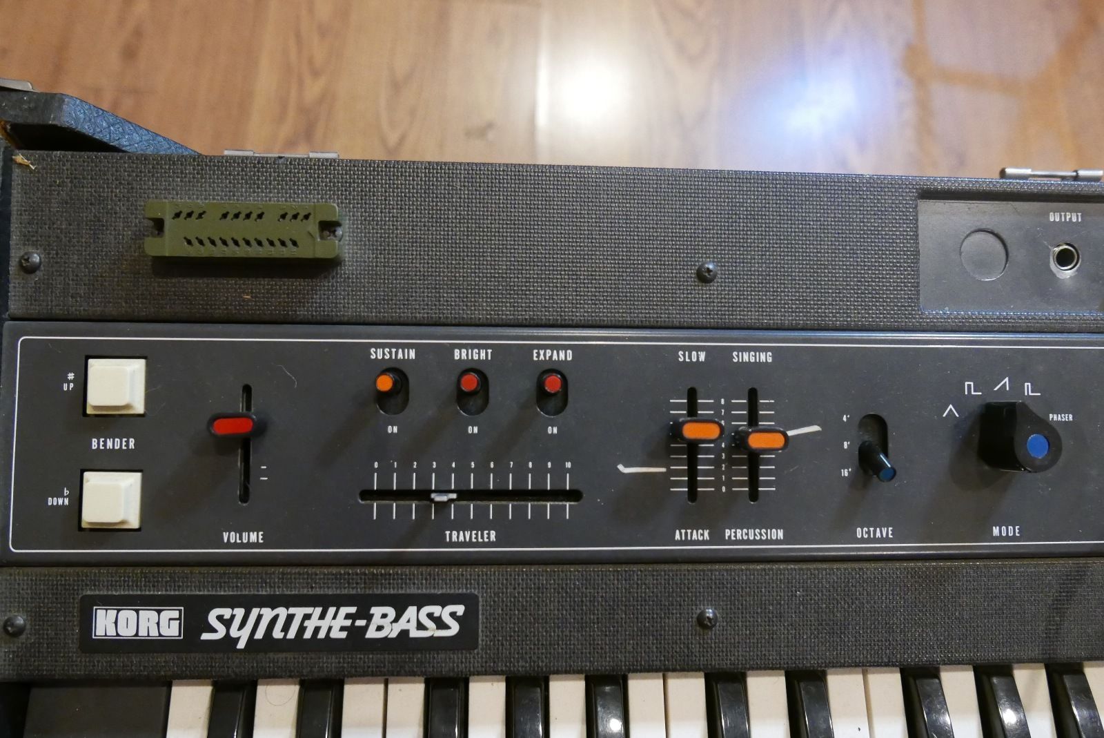MATRIXSYNTH: Vintage 1970's Korg Synthe Bass / SB-100