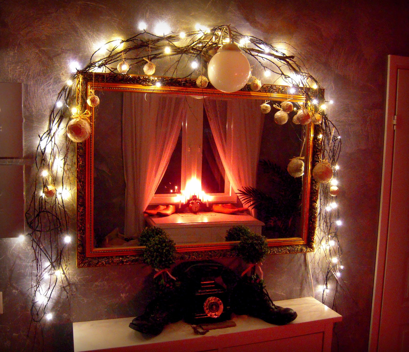 Greetings from Nelland! DECORATING FOR YULE