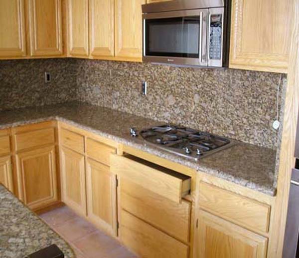 Granite Splashback @ The Kitchen Design