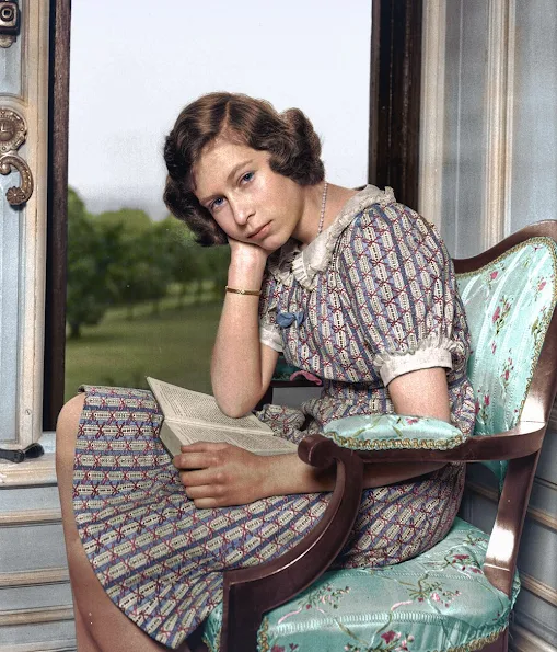 Princess Elizabeth (Queen Elizabeth II) reading at Windsor Castle. aged 14, year 1940, nearly a year into the WWII.