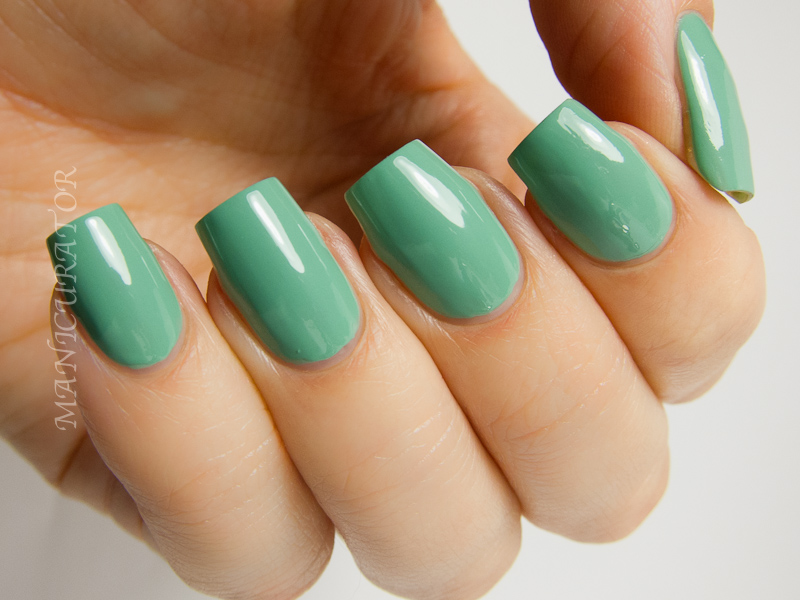 Dior green nail polish cheap