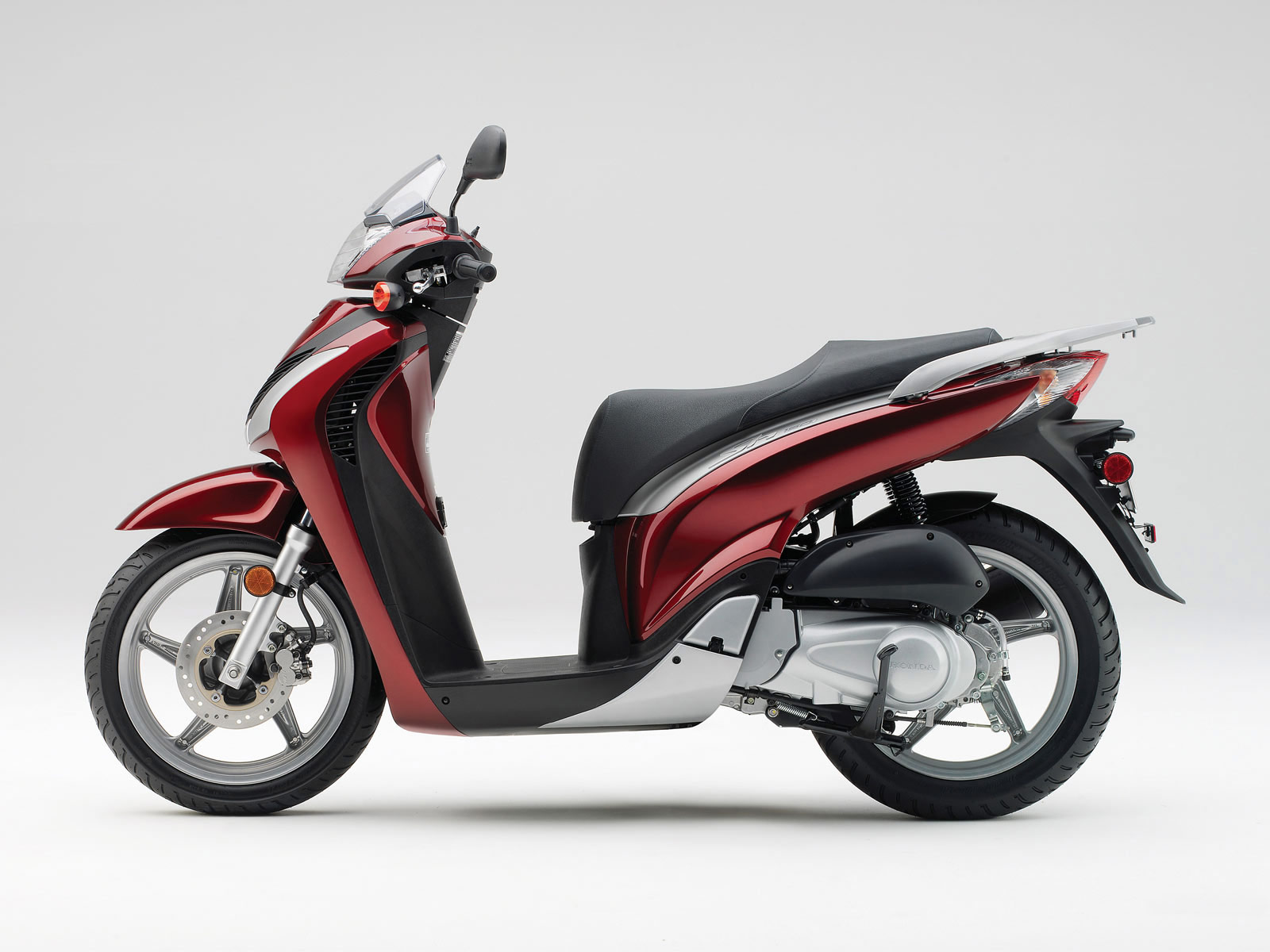 2010 HONDA SH-150i scooter wallpapers, specifications