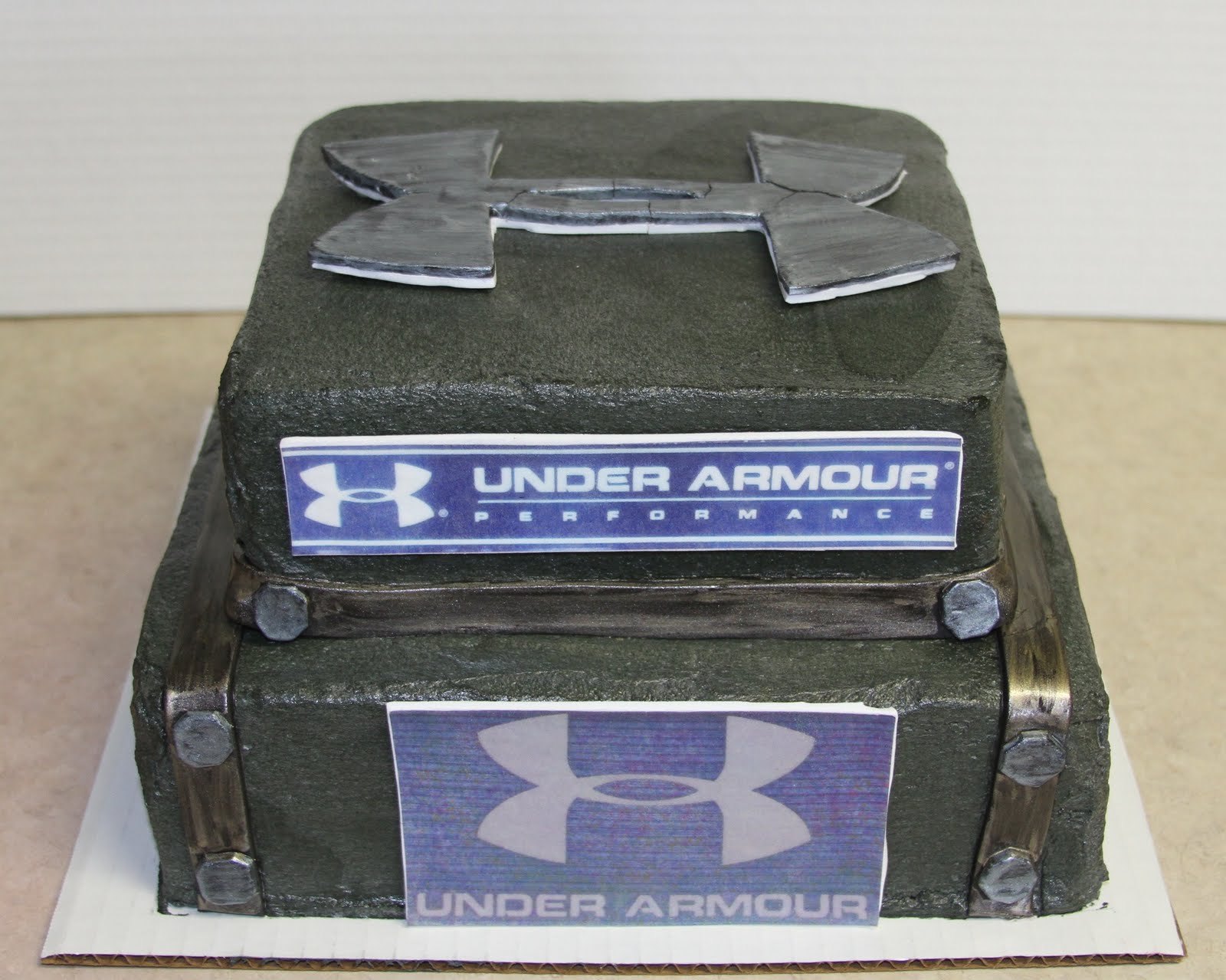 Michele Robinson Cakes Under Armour Cake