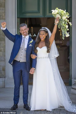 Boxing legend Frank Bruno led his daughter, Rachel, down the aisle as she married her childhood sweetheart (photos) 148 6