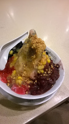 Ais Kacang/ ABC Dessert/ Mix Iced with Fruit Cocktail
