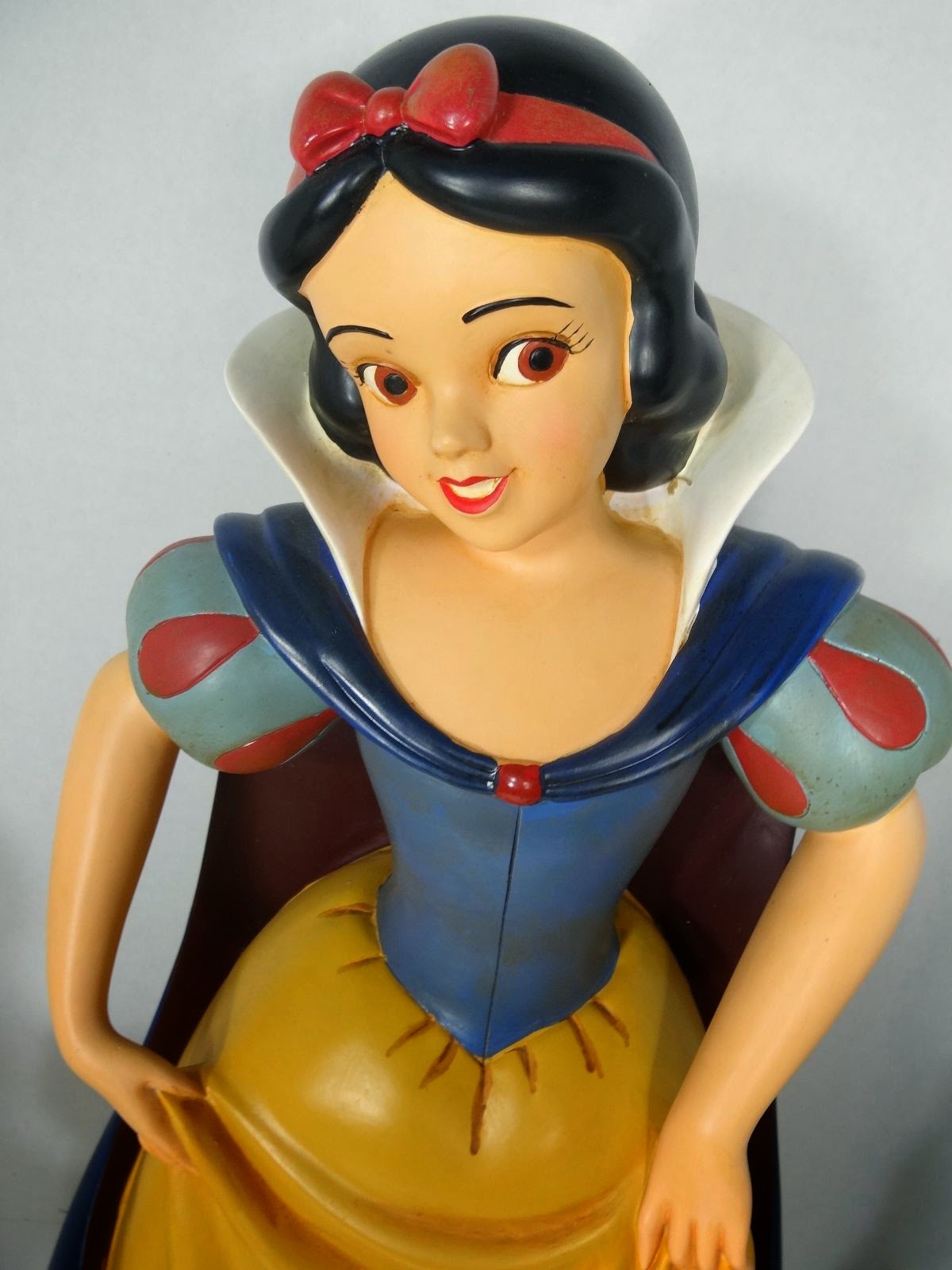 Filmic Light Snow White Archive 2008 Snow White's Garden Collection