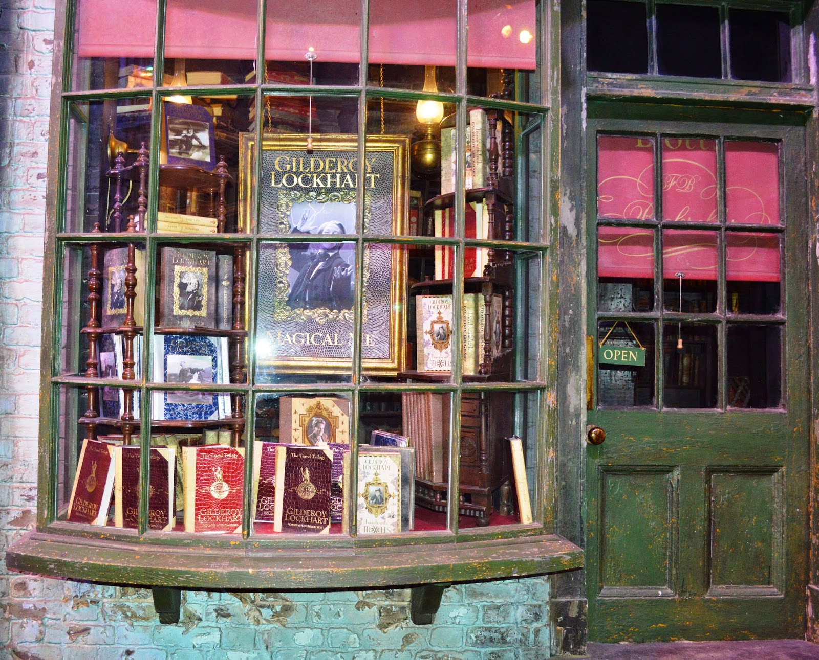 book-acuppa-diagon-alley