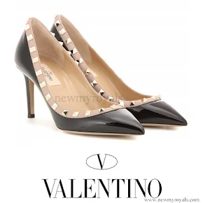 Crown Princess Mary wears VALENTINO Rockstud patent leather pumps