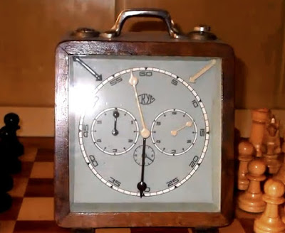 Reloj de ajedrez antiguo