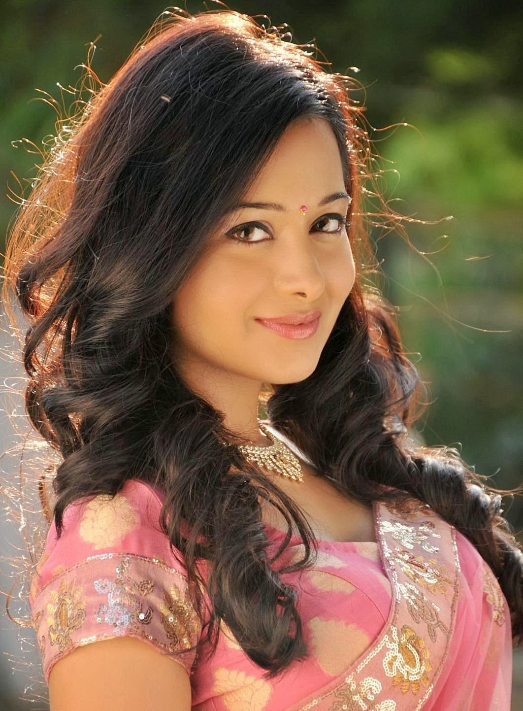 Find Preetika Rao Hot & Sweet never before seen Saree Stills ( Saris ...