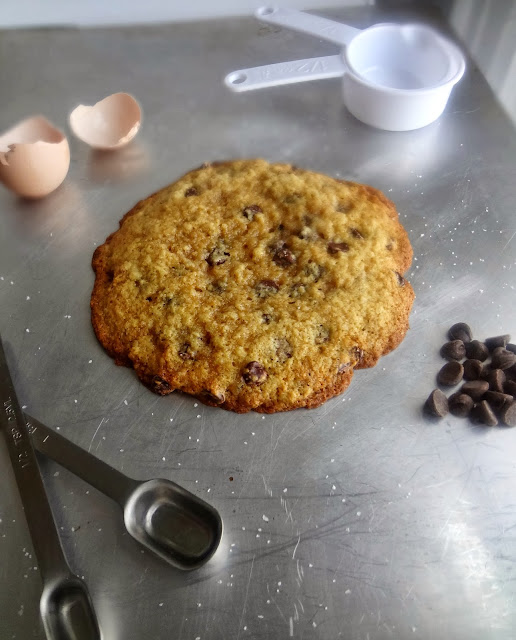 The Cooking Actress XL Brown Butter Chocolate Chip Cookie