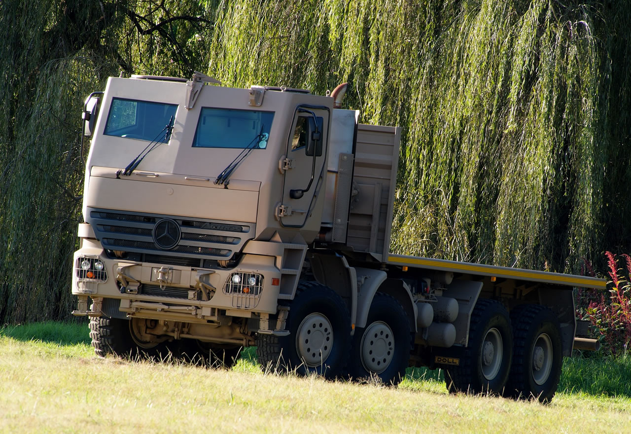 mercedes casa madre 22_Armored_Mercedes_Benz_Actros_Truck