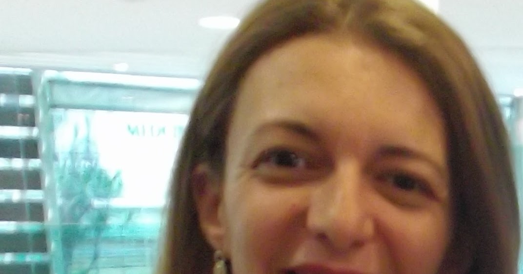 EMEF DONA ANGELINA MAFFEI VITA Nossa diretora faz aniversário hoje. Parabéns, sra. Solange!