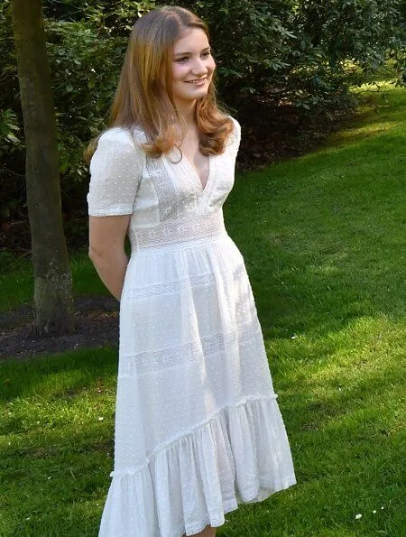 Crown Princess Elisabeth wore a new asymmetrical lace midi dress by The Kooples. Garden of the Castle of Laeken