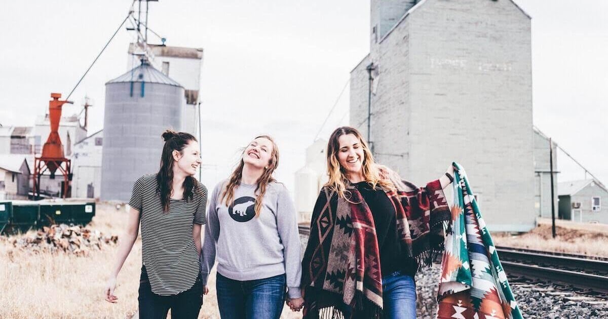 10 Powerful Trick To Make People Like You And Become Your Friend For Life