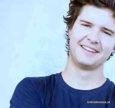 Lirik Love Someone Lukas Graham