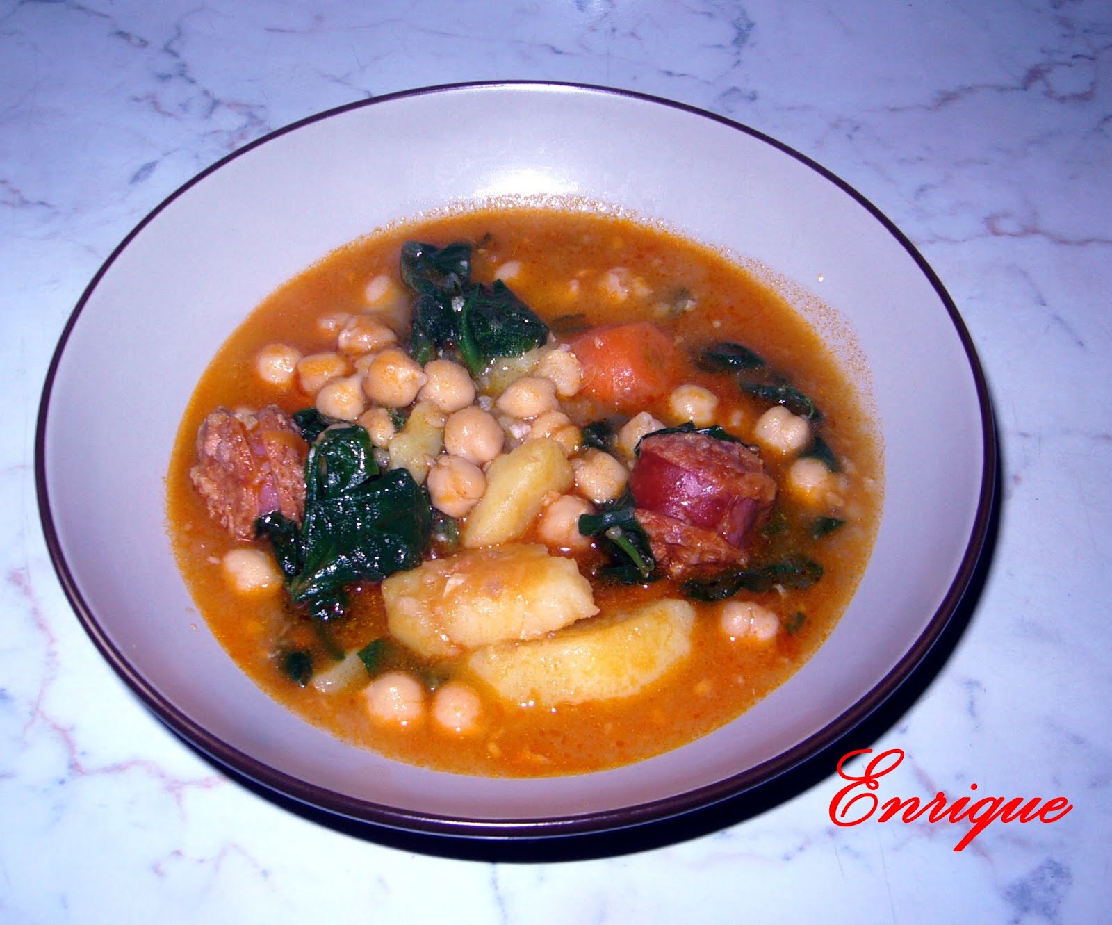 LA COCINA DE ENRIQUE GUISO DE GARBANZOS CON CHORIZO Y ESPINACAS