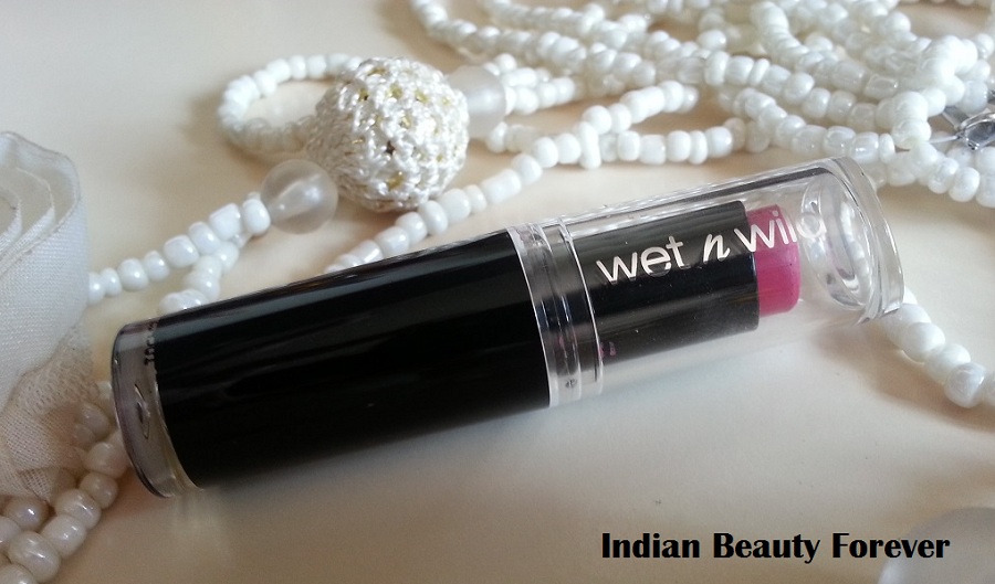 Wet and Wild Lipstick Smoking Hot Pink Review and lip swatches