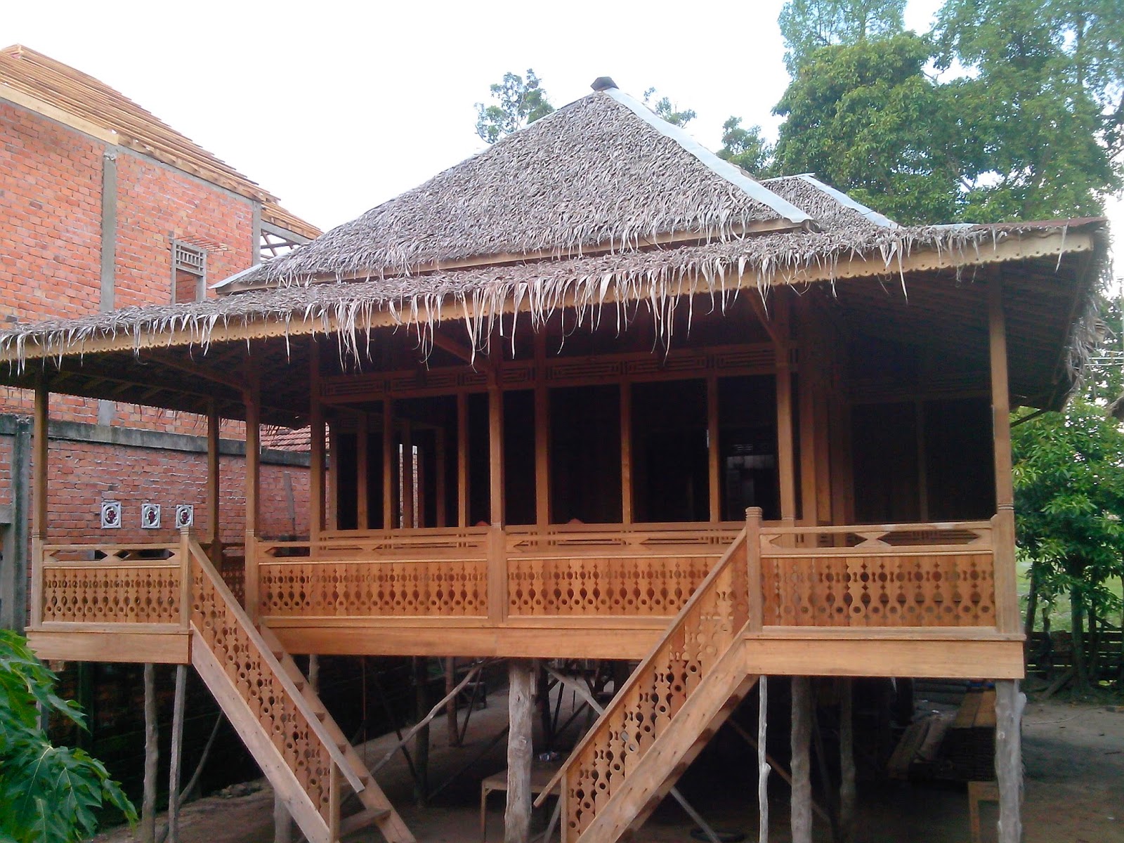 Indonesian Ethnic Wooden House: For Sale Knock-down Ethnic wooden House