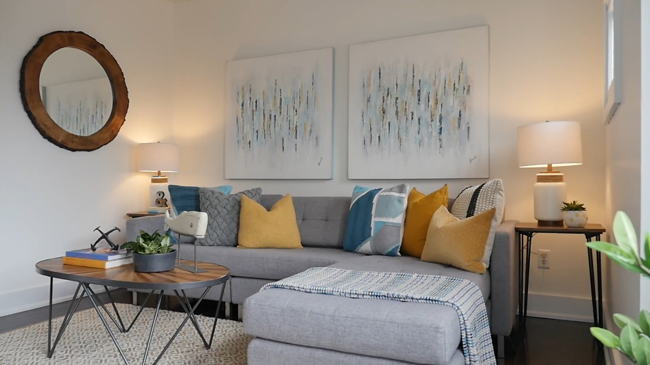 Home Interior Design Tour vs. 175 Humewood Dr, Toronto, ON - Sotheby's International Realty Canada