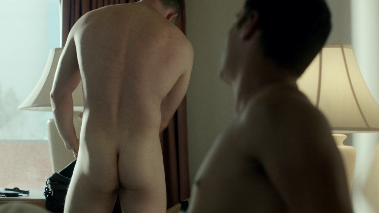 Russell Tovey naked bum in Looking S02E02! https://www.sendspace.com/file/3...