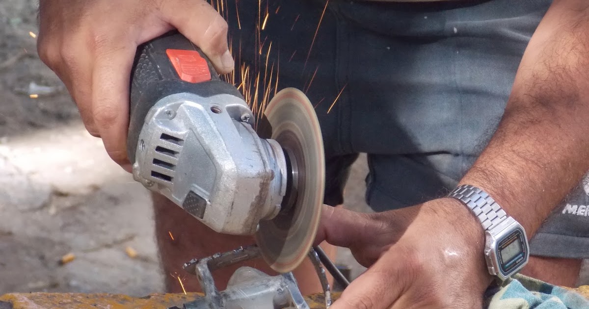 solo female cycling safety