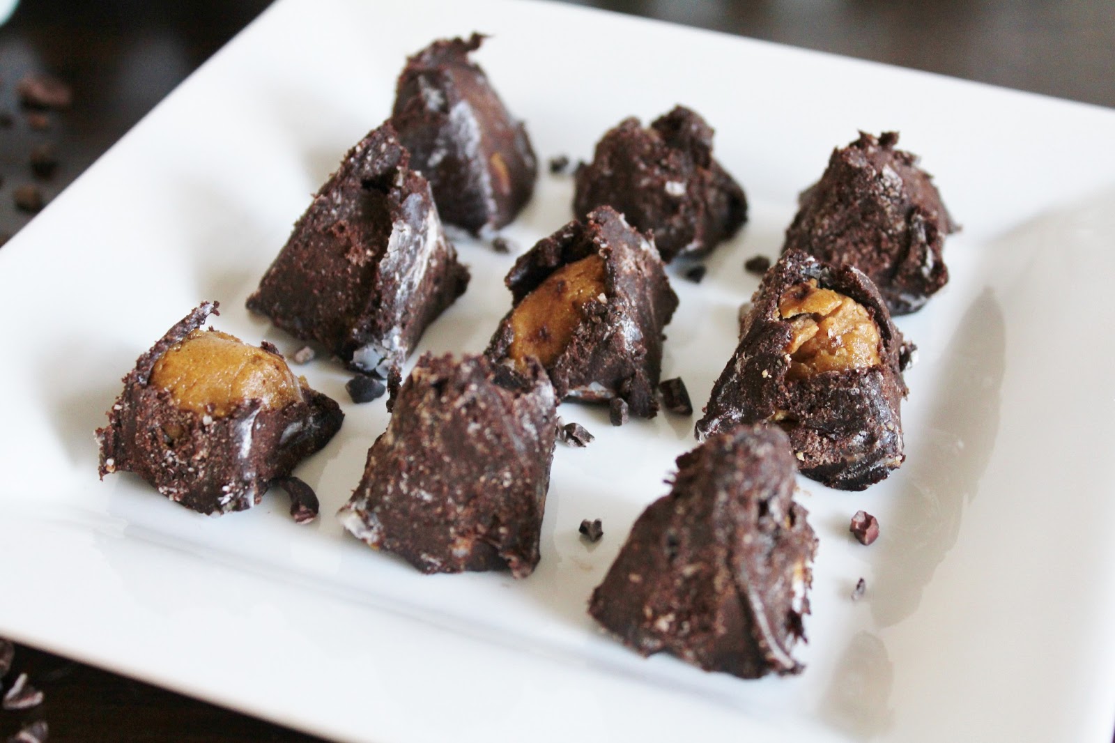 This Rawsome Vegan Life golden chocolate maca truffles