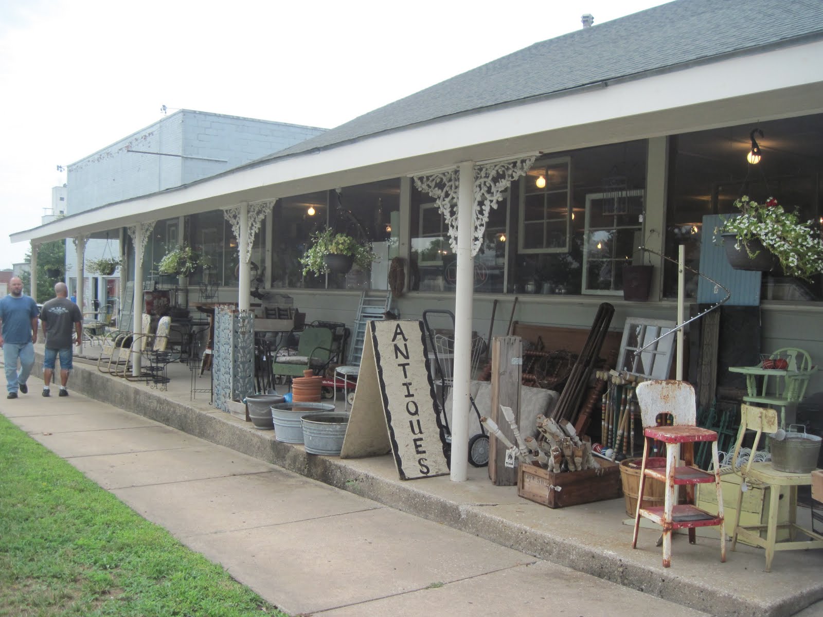 Calamity Acres Hobby Farm Front Porch Antiques