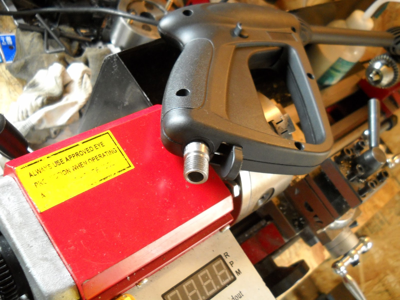 ローズマリーが血圧を上昇させるというのは本当ですか？