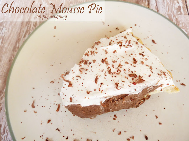 Dark Chocolate Truffle Mousse Pie | #pie #thanksgiving #holidayhelper #spon
