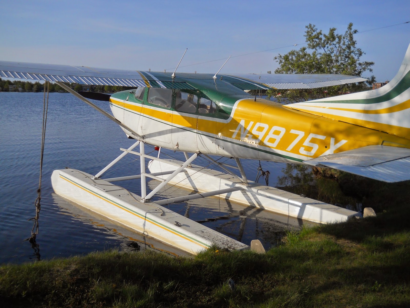BOBBA CAPS DOXOLOGY MAY 24, 14 .. THE ALASKAN FLOAT PLANES