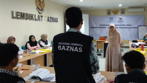 Format Contoh Surat Permohonan Bantuan Dana Pendidikan Ke