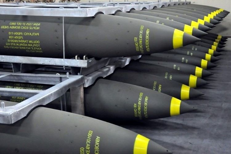 Geniş bir çevrede etkili olan elektromanyetik bomba üretildi.