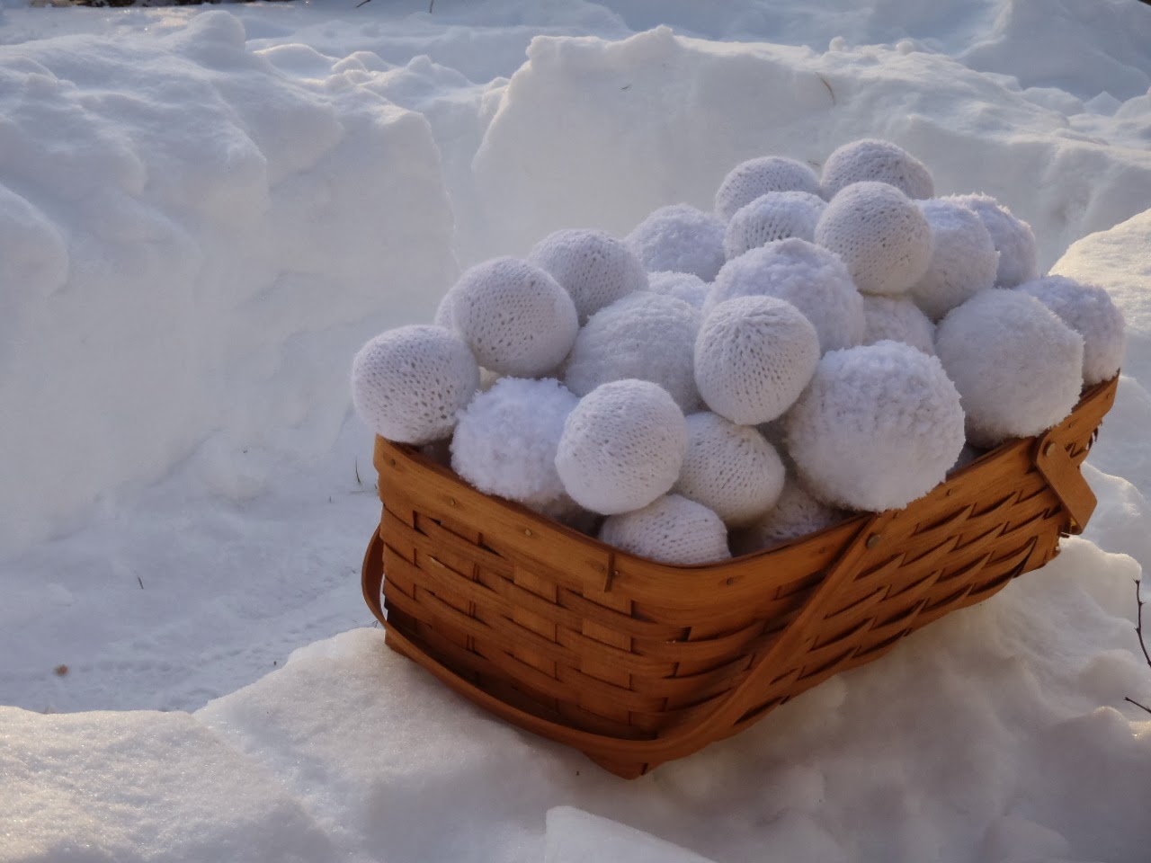 Stana's Critters Etc. 101 Snowballs