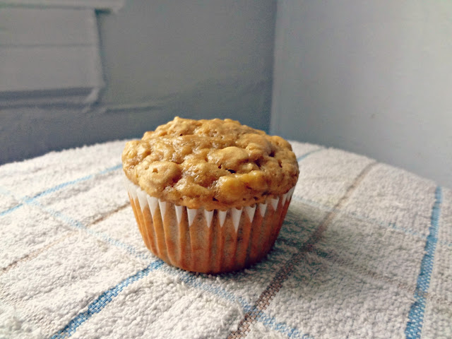 Peanut Butter Banana Oat Muffins