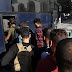 «Βράζει» το κέντρο φιλοξενίας των Διαβατών - Με διμοιρίες ΜΑΤ η ουρά για το φαγητό
