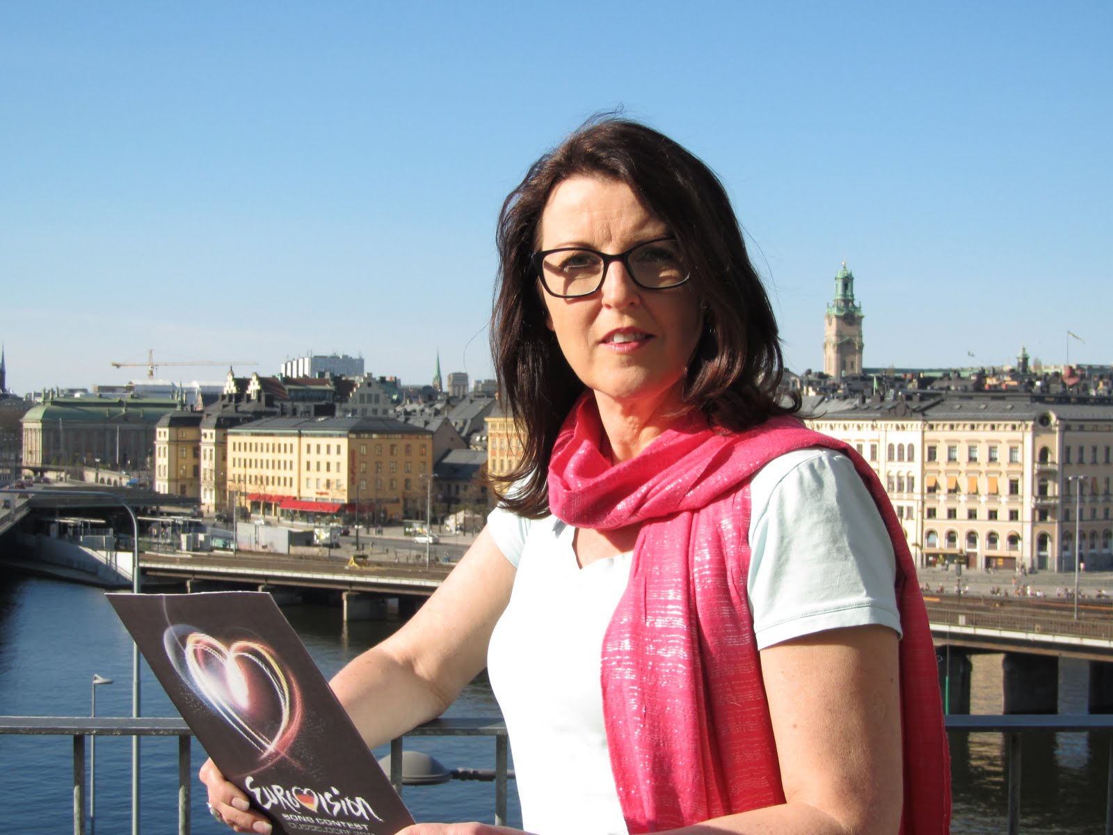 Blogging around the world with Lilian: A poetic tribute to Eurovision 2011